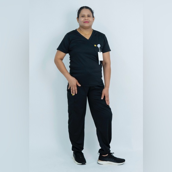 LARGE Size Drifit Top and Jogger Scrub Set - Picture 3 of 8